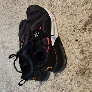 Kids Nike Sneakers Size 4.5